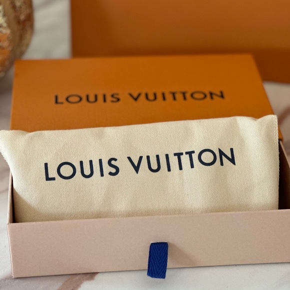 Authentic Louis Vuitton On The Go MM Sunset Kaki. 🌸👜 - Picture 10 of 13